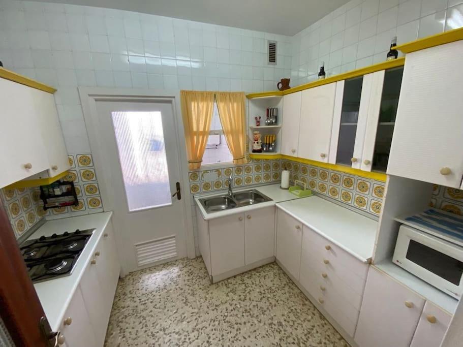 Apartamento Acuario Sanlucar de Barrameda Ngoại thất bức ảnh